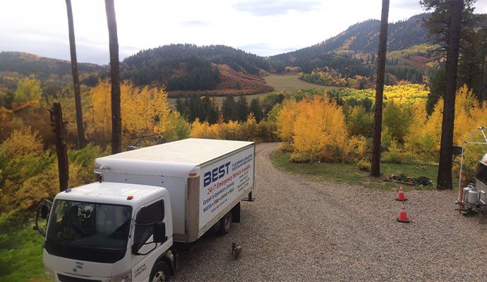 Best restoration service vehicle parked at roadside for quick service