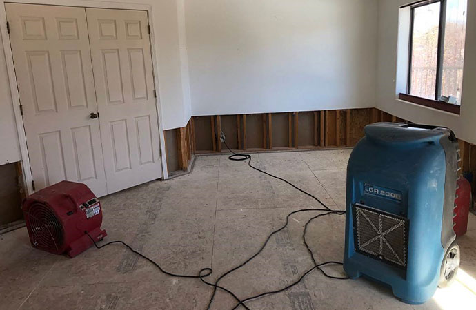 residential floor water damage restoration